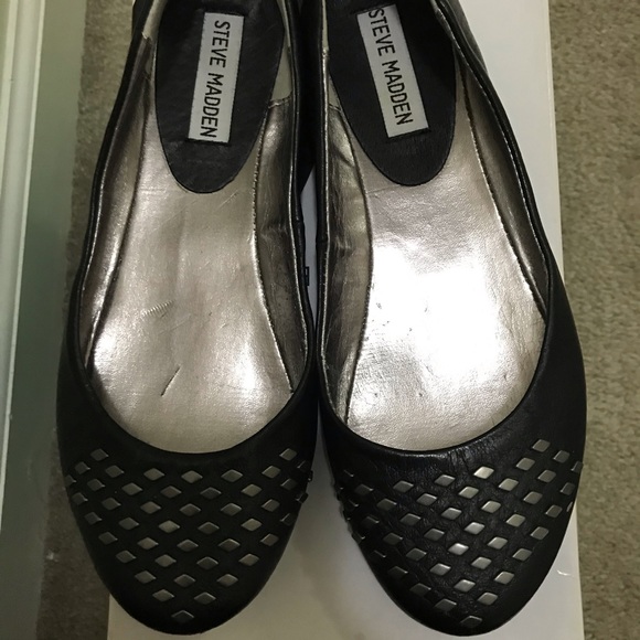Steven Madden flats - Picture 2 of 4